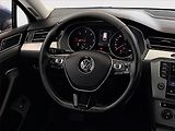 Volkswagen Passat (2015) 2.0 TDI, Navi, Tempomat - náhled 15