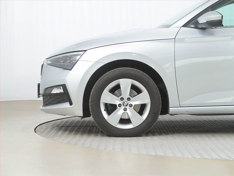 Škoda Scala (2023) 1.0 TSI, ČR,1.maj, Serv.kniha - fotka 15 z 16