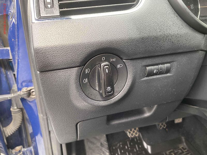 Škoda Octavia (2016) 1.6 TDi, ČR, Ambition, +kola - fotka 15 z 17