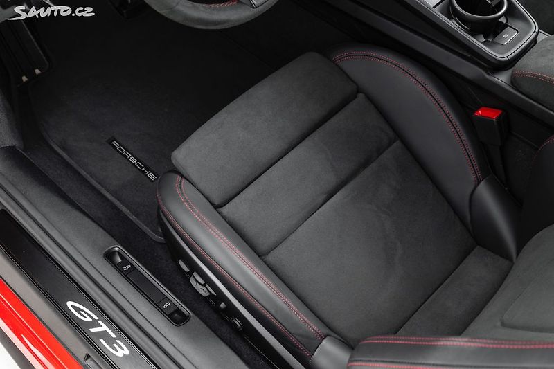 Porsche 911 GT3 992.2 facelift, PDK - fotka 28 z 40