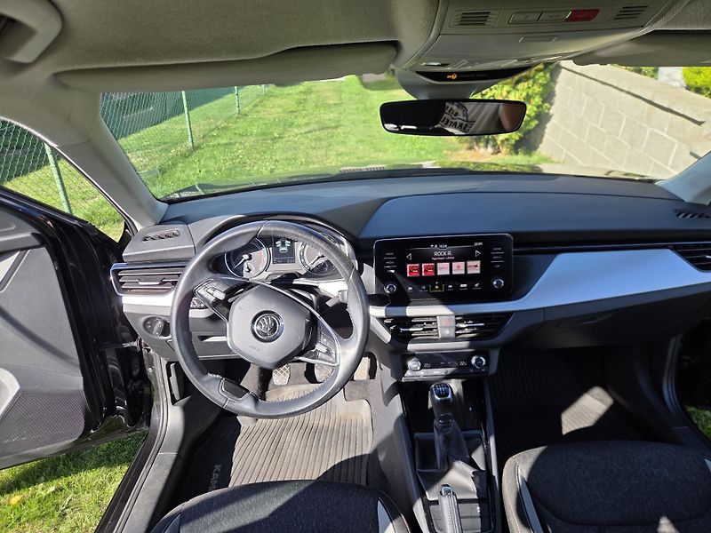 Škoda Kamiq (2021) KAMIQ STYLE 1,0 TSI 70 kW - fotka 30 z 53