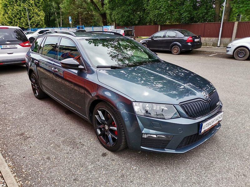 Škoda Octavia (2016) 2.0TDi 135kw RS Challenge 4x4 - fotka 6 z 32