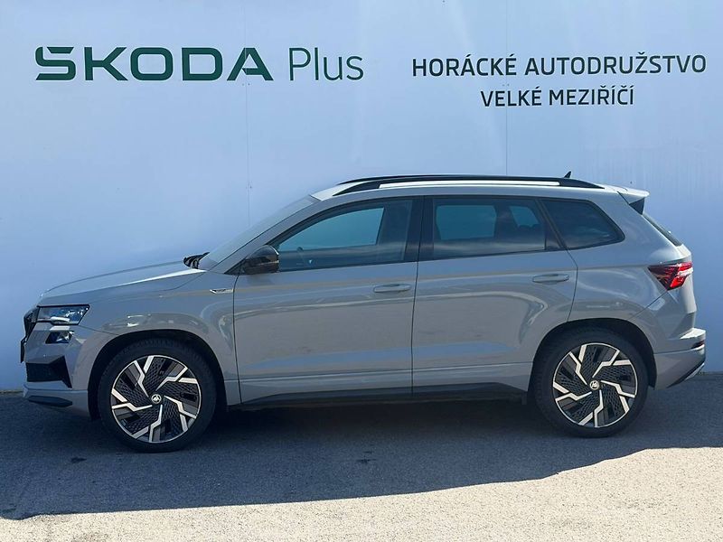 Škoda Karoq Sportline Exclusive 1,5 TSI 11 - fotka 3 z 33