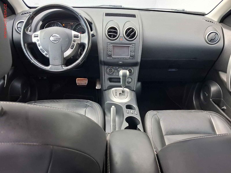Nissan Qashqai (2012) 2.0 16V, Tekna, AT, xenon - fotka 8 z 21