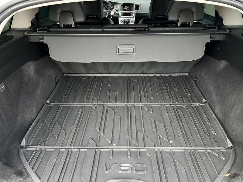 Volvo V60 D4 AWD Cross Country TZ DPH - fotka 11 z 18