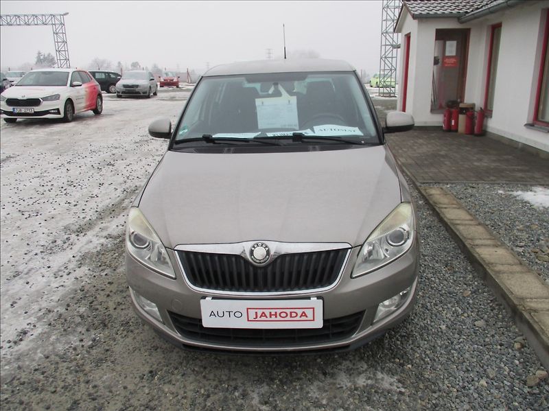 Škoda Fabia 1,2 TSI, DSG,aut.klima,servis, - fotka 2 z 38