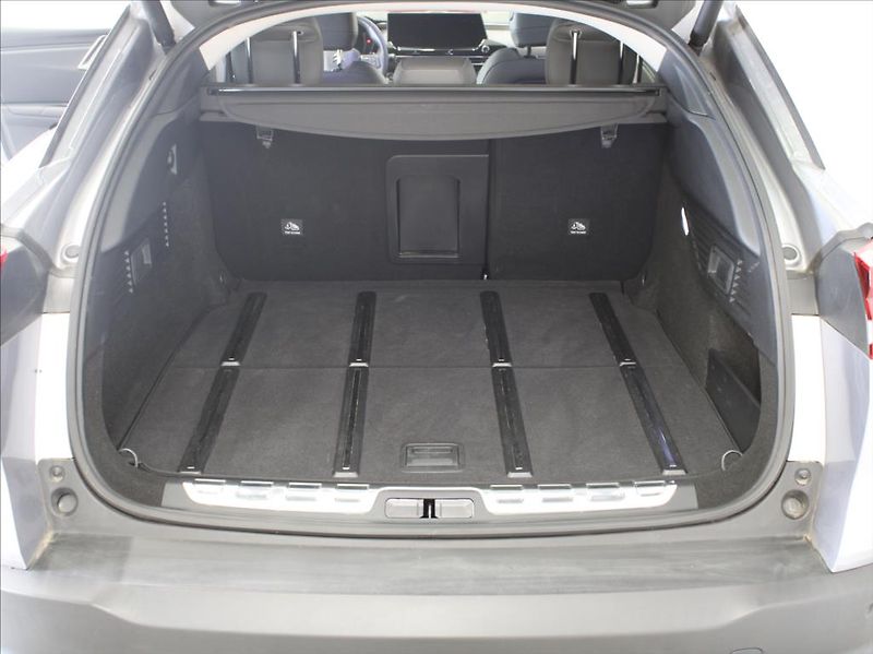 Citroën C5 X 1,6 PHEV 225 Shine 12 170km ČR - fotka 14 z 15
