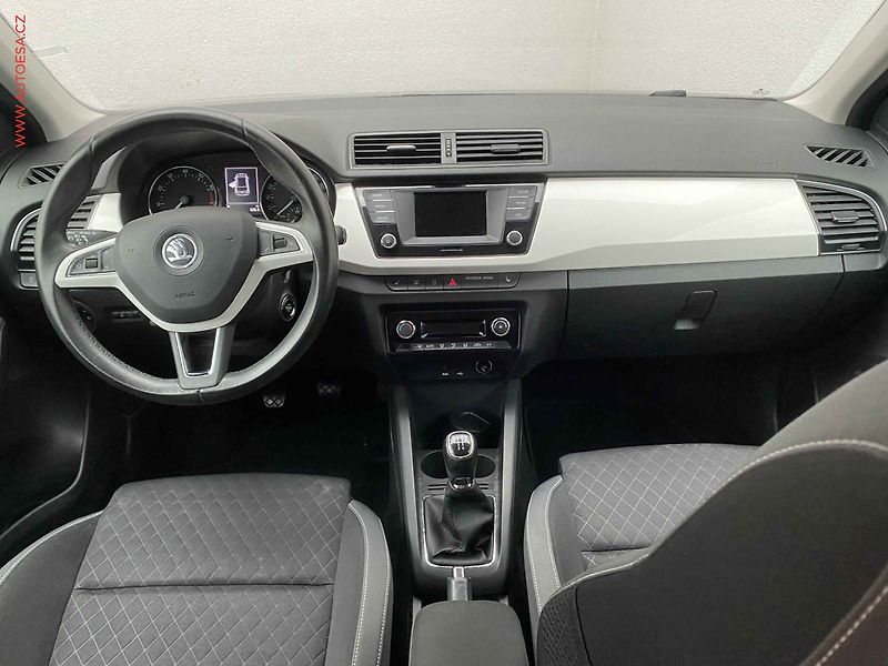 Škoda Fabia (2015) 1.2 TSi, Sport - fotka 8 z 16