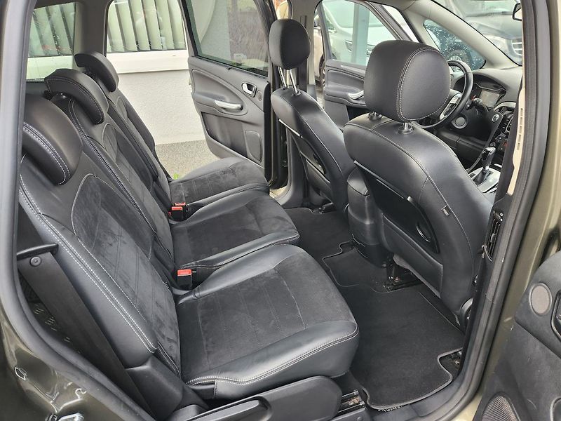 Ford S-MAX 2.0 TDCI - fotka 9 z 15