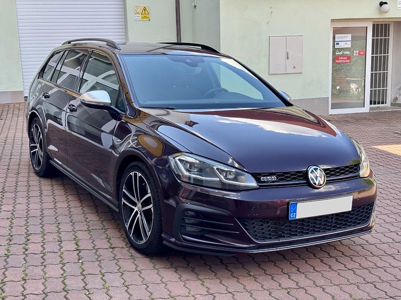 Volkswagen Golf (2017) GTD 2.0TDI 135kW - fotka 4 z 21