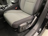 Volvo XC40 T2 MOMENTUM REZERVACE - náhled 24