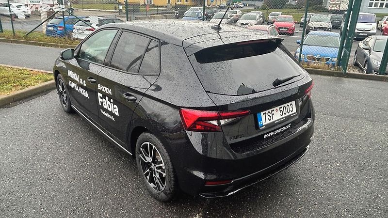 Škoda Fabia (2025) 1.0 TSI Monte Carlo DSG - fotka 5 z 22