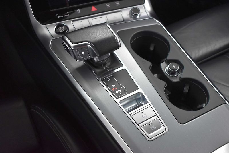 Audi A6 50TDI QUATTRO*S-LINE*KAMERA360 - fotka 22 z 41