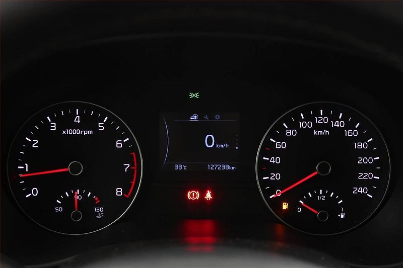 Kia Sportage (2018) 1.6 GDI, ČR,1.maj, Serv.kniha - fotka 11 z 17