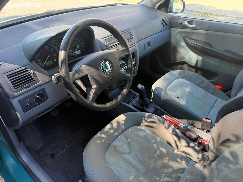 Škoda Fabia (2001) 1.4MPI, 44kw - fotka 15 z 20