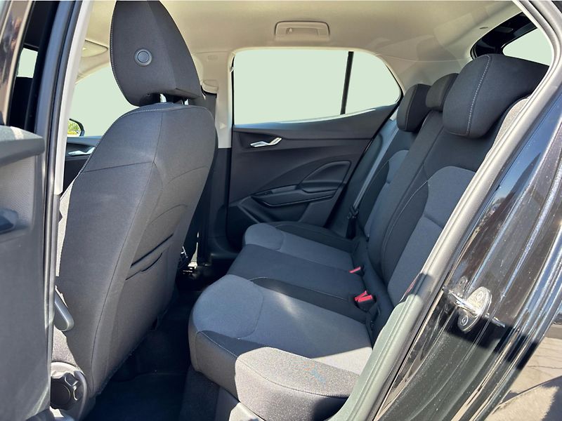 Škoda Fabia 1.0 TSi 70 kW SELECTION - fotka 12 z 26
