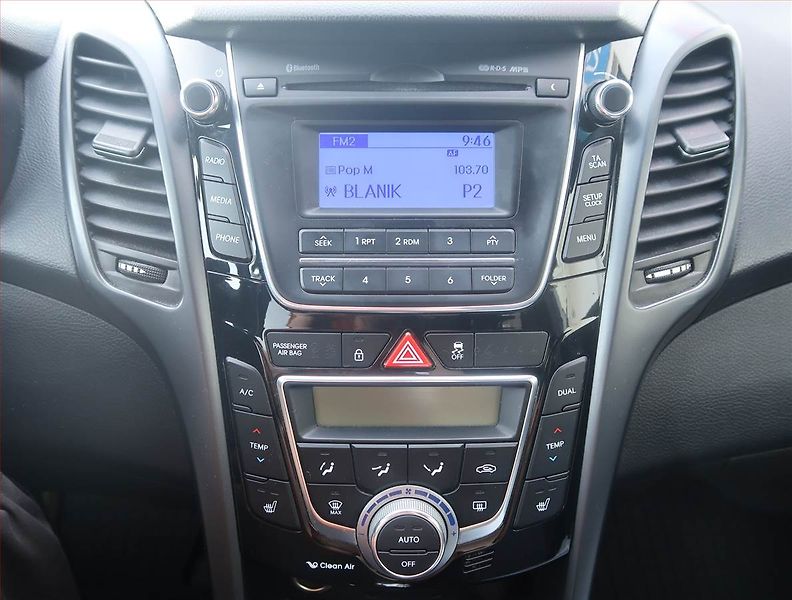 Hyundai i30 (2016) 1.6 GDI, ČR,1.maj, Tempomat - fotka 12 z 13
