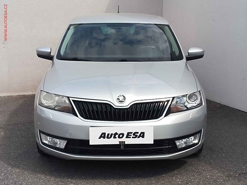 Škoda Rapid (2014) 1.4 TSi, Ambition, DSG, xenon - fotka 2 z 16