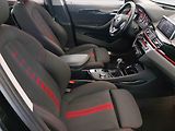 BMW X1 (2016) sDrive18d, Tempomat - náhled 9