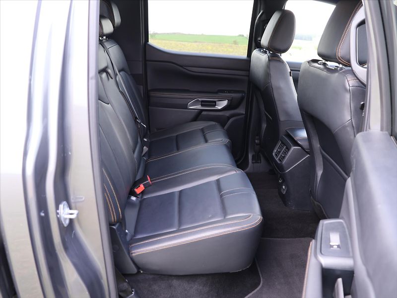 Ford Ranger 3,0 V6 TDi Double Cab Wildtrak - fotka 15 z 33