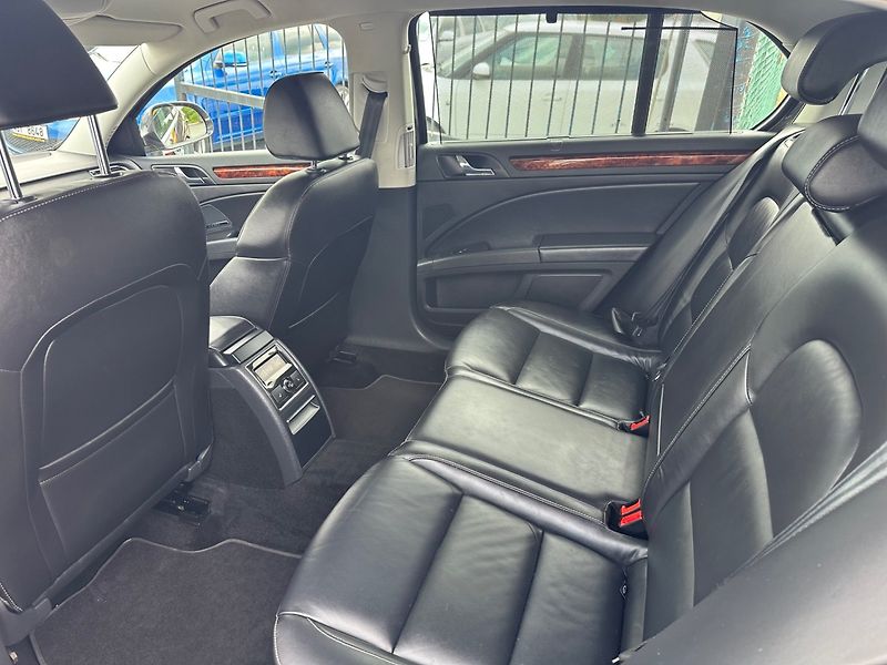 Škoda Superb (2010) 2.0TDi DSG,NAVI,XENON,KŮŽE - fotka 13 z 15