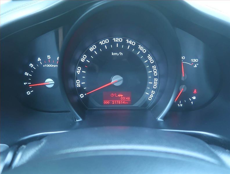 Kia Sportage (2011) 1.7 CRDi, Tempomat - fotka 11 z 15
