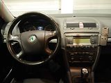 Škoda Octavia (2007) 1.9TDi, 2.maj,ČR, xenon - náhled 11