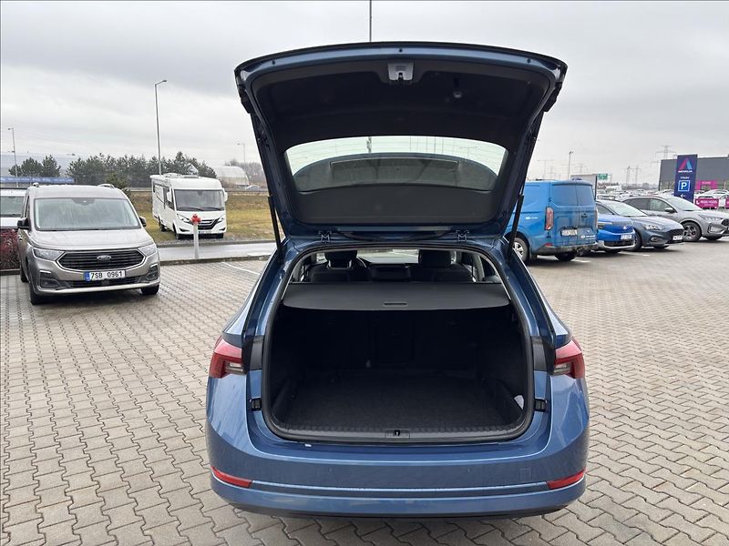 Škoda Octavia 2,0 TDI 110 kW Style DSG - fotka 10 z 41
