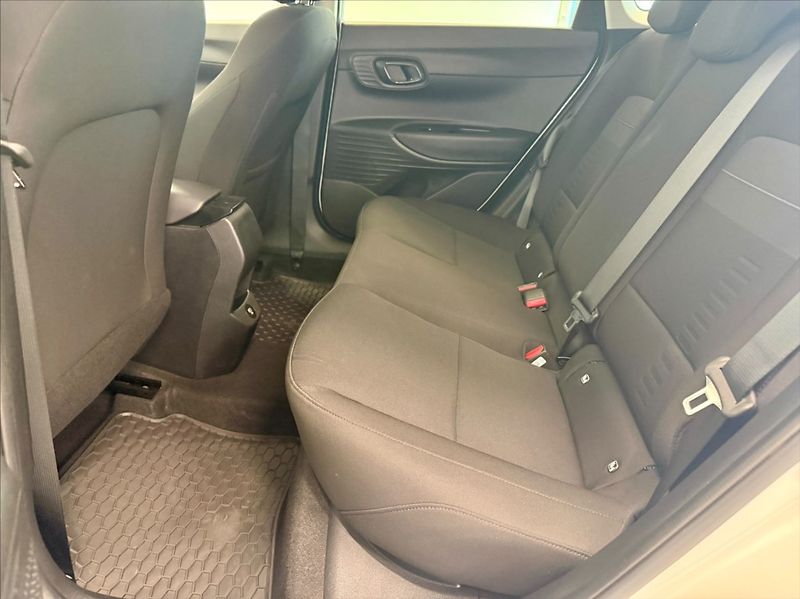 Hyundai Bayon 1,0 T-GDI STYLE 74KW - fotka 14 z 15