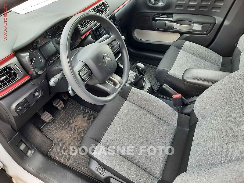 Citroën C3 (2021) 1.2PT, 2.maj,ČR, Navi - fotka 3 z 3