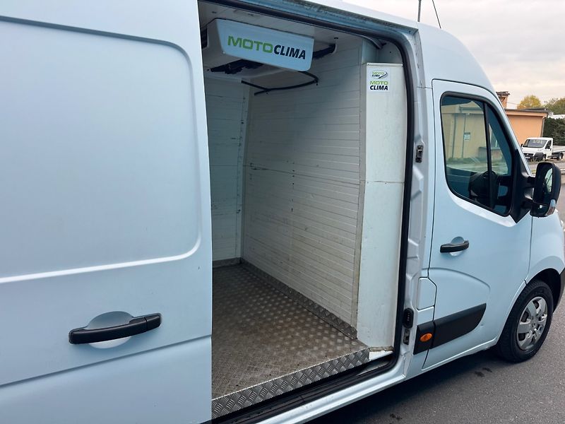 Renault Master (2016) 2.3 Maxi chlaďák 100kW - fotka 39 z 50