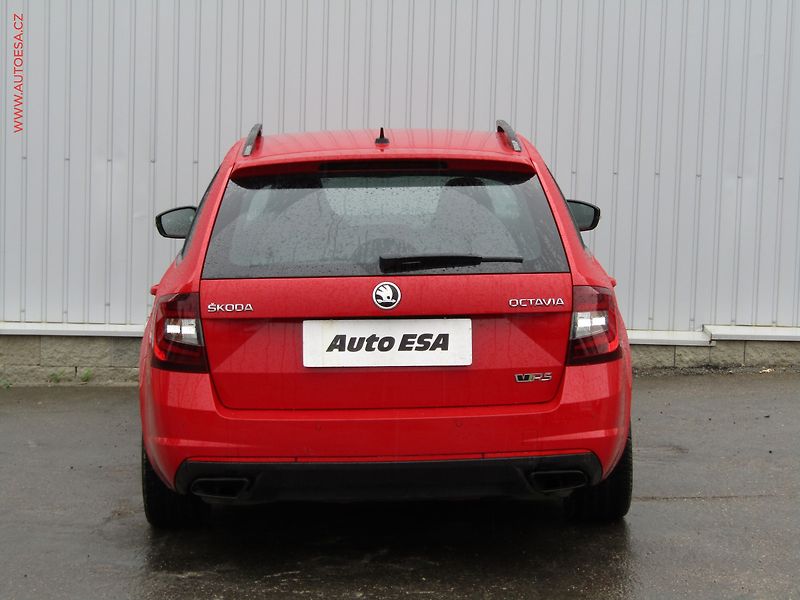 Škoda Octavia (2018) 2.0 TSi, RS245, navi, +ALU - fotka 5 z 24