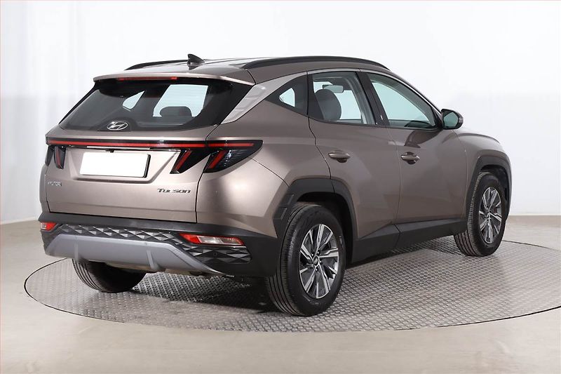 Hyundai Tucson (2022) 1.6 T-GDI - fotka 5 z 24