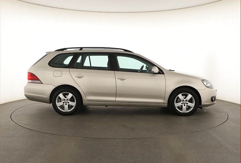 Volkswagen Golf (2013) 1.6 TDI, Tempomat - fotka 6 z 14