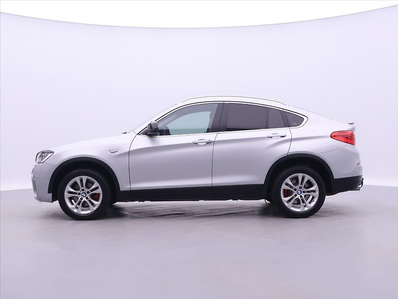 BMW X4 3,0 35d xDrive 230kW M-Packet - fotka 4 z 38