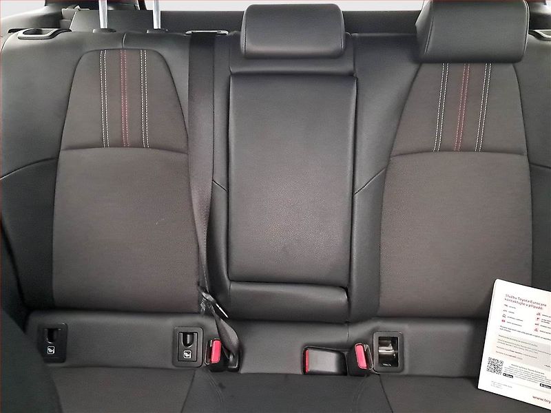 Toyota Corolla (2020) 1.8 Hybrid - fotka 10 z 17