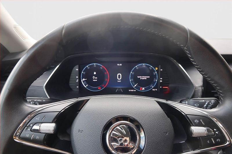 Škoda Octavia (2022) Ambition 2.0 TDI, ČR,1.maj - fotka 16 z 18