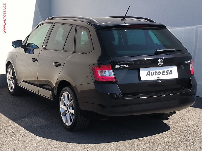Škoda Fabia (2017) 1.2 TSi, Joy, navi, +kola - fotka 6 z 21