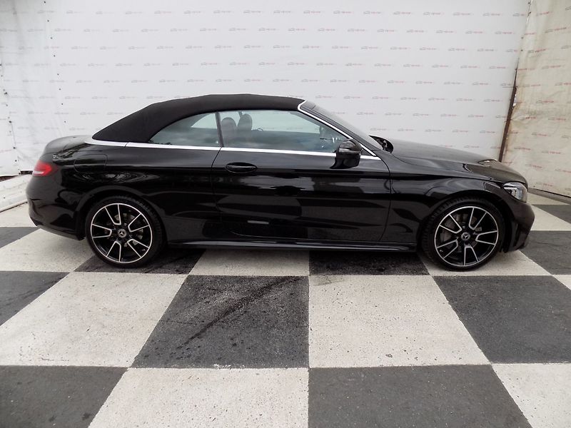 Mercedes-Benz Třídy C (2021) 400/AMG-Line/4-M/Full-Led/ - fotka 9 z 44