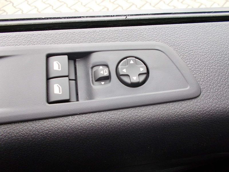 Opel Vivaro (2026) L2 (L) Panel Van 2.2 CDTi (110 - fotka 23 z 31
