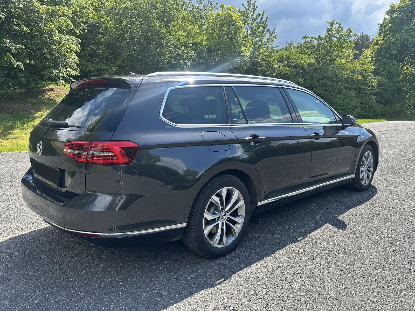 Volkswagen Passat HIGHLINE 2.0TDI 140kw DSG ČR