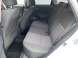 Toyota Auris (2014) 1.6, +kola - náhled 9