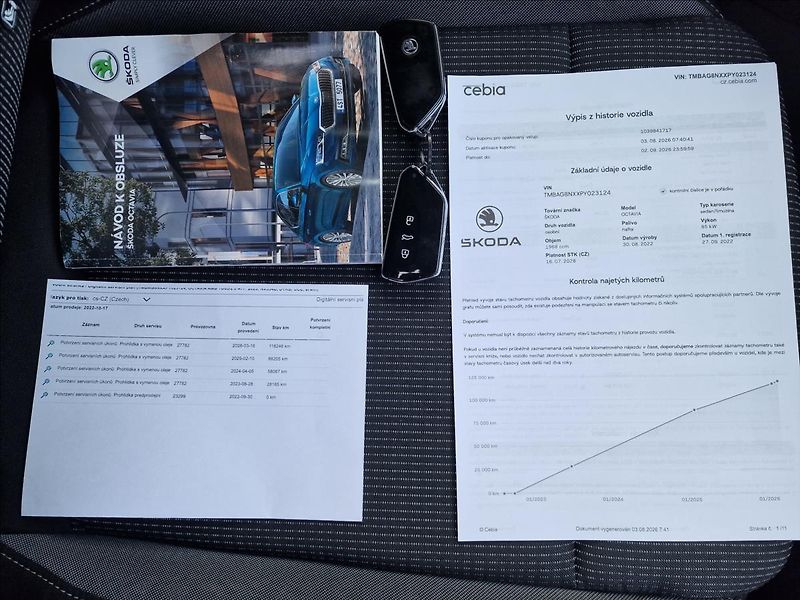 Škoda Octavia 2.0TDI DSG Ambition,ČR,1.Maj. - fotka 48 z 50