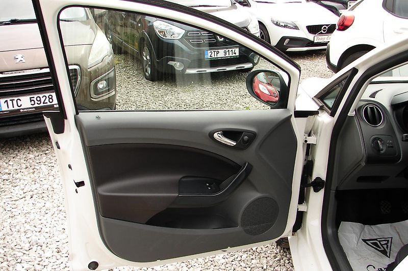 Seat Ibiza IV 1,4TDi 80PS EcoMotive KLIMA - fotka 14 z 32