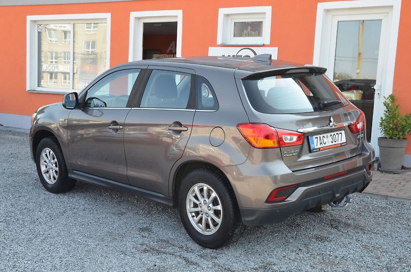 Mitsubishi ASX (2018) 1.6 MIVEC 86kW / ČR / TAŽNÉ - fotka 4 z 30