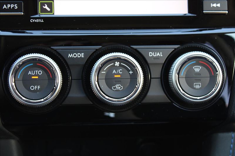 Subaru Levorg 1,6 GT-S  1.MAJ,A/T,4x4,28TKM - fotka 15 z 34