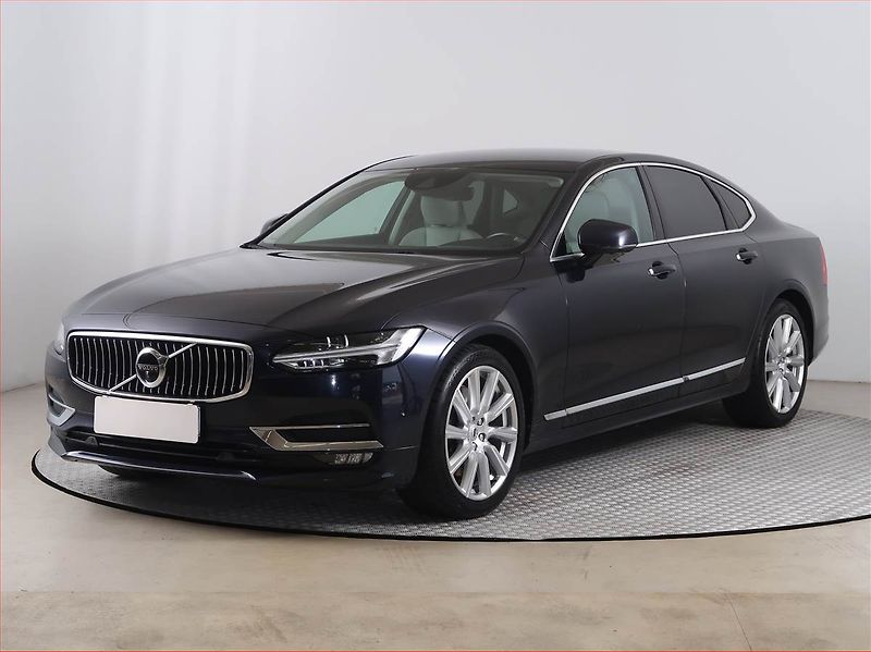 Volvo S90 (2018) D5 AWD, 4X4, Automat - fotka 2 z 21