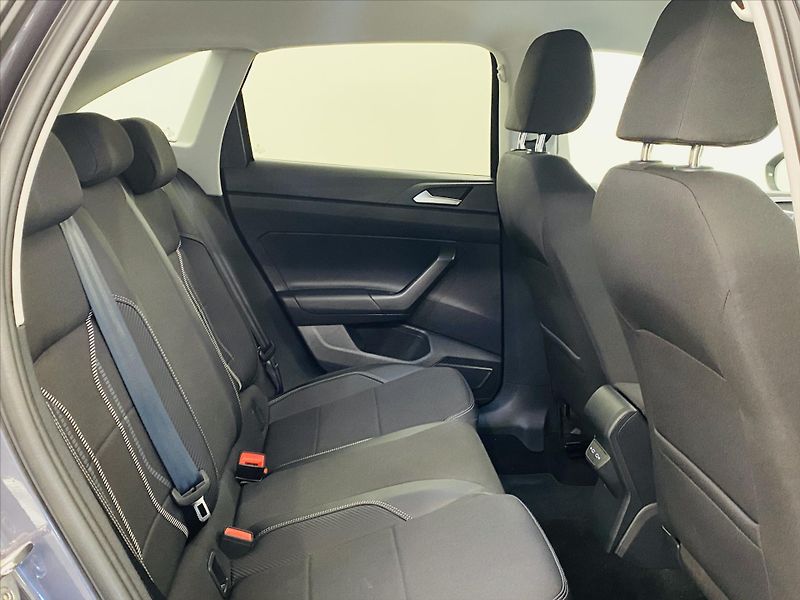 Volkswagen Taigo 1,0 TSI DSG 81 kW Style - fotka 7 z 27