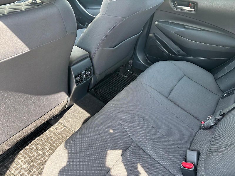 Toyota Corolla 1.5 Dynamic Force Comfort Tech - fotka 24 z 27