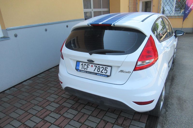 Ford Fiesta 1.2i  KLIMA  KOUPENO V CZ - fotka 4 z 19